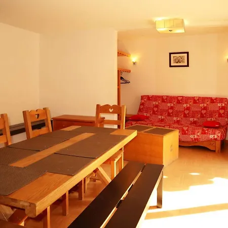 Spacieux 10 Pers Avec Piscine Aux Orres 1800, Balcons Sud, Depart Skis Aux Pieds - Fr-1-322-501 Apartment