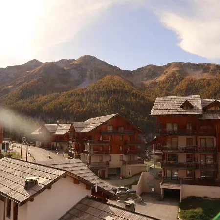 Apartment Spacieux 10 Pers Avec Piscine Aux Orres 1800, Balcons Sud, Depart Skis Aux Pieds - Fr-1-322-501 *